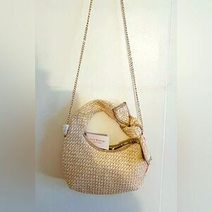 CROCHET HANDBAG GOLD CHAIN BOW DETAIN NWT !